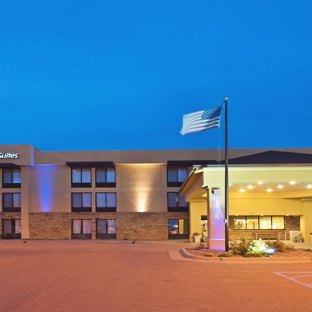 Holiday Inn Express Hotel & Suites Colby, An Ihg Hotel Kültér fotó