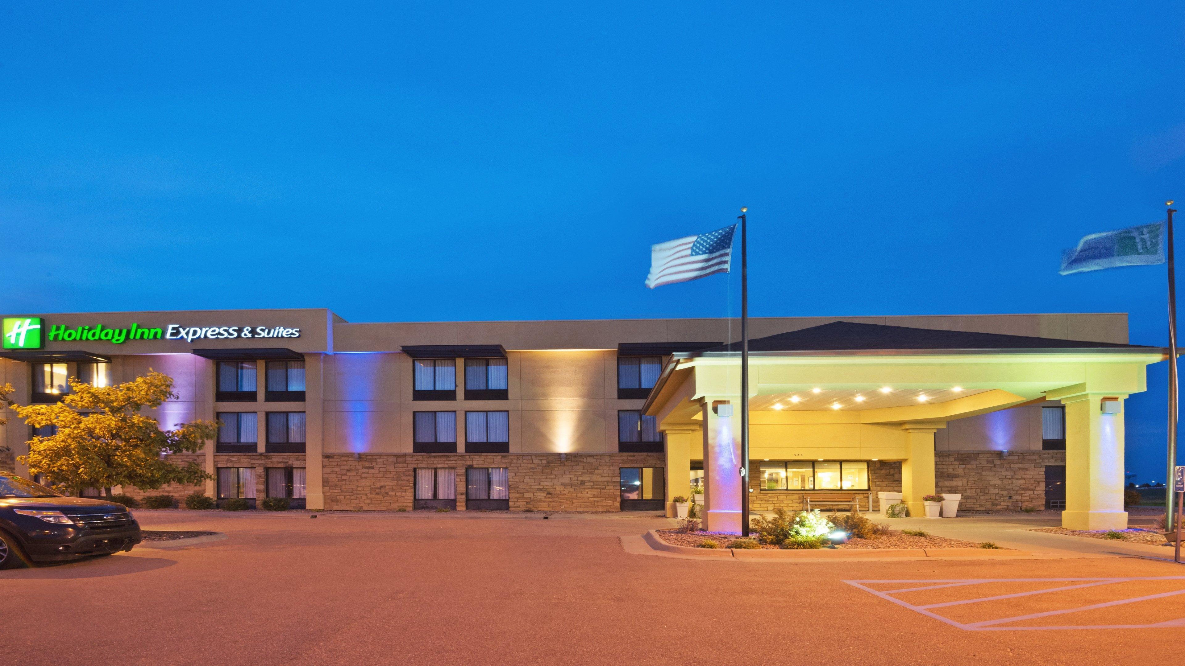 Holiday Inn Express Hotel & Suites Colby, An Ihg Hotel Kültér fotó